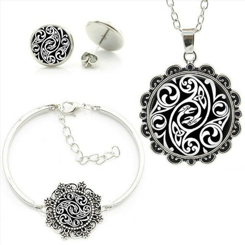 Celtic Dog Black and White  Bracelet,Necklace and Earrings Set