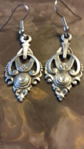 Pewter Renaissance Earrings with swarovski crystal