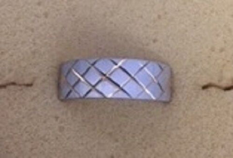 STAINLESS STEEL TEXTURED FINISH WITH IP GOLD CRISSCROSS RING