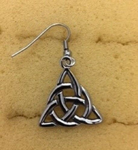 STAINLESS STEEL TRIQUETRA DANGLE EARRING